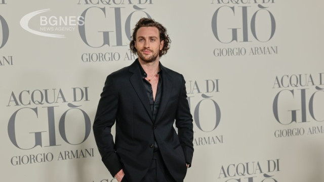 The Sun published a story saying that 33-year-old British actor Aaron Taylor-Johnson has been offered the role of 007